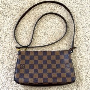 Louis Vuitton Navona Pochette Damier Ebene Canvas